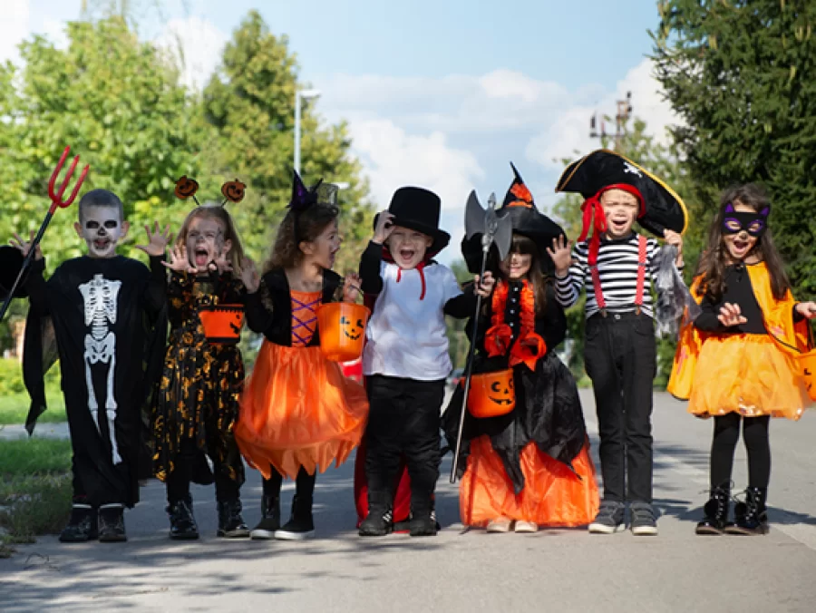 Кудакони услубии Hallowe Hallowe барои ҳар як сурбати идона